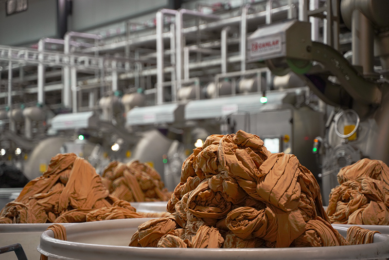 Renklerin ve Dokuların Ustası